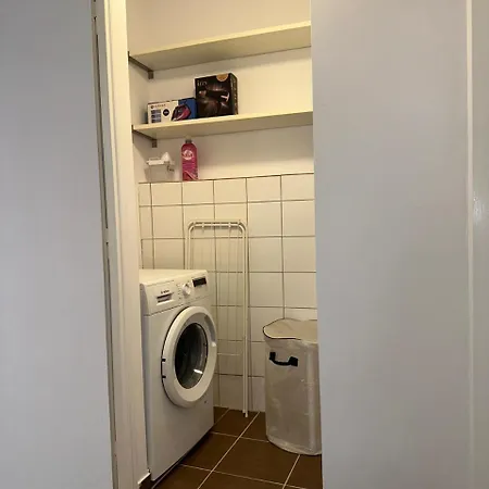 Tsanis スキアトスタウン