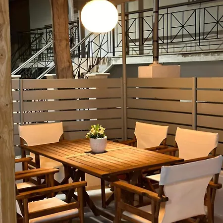 Tsanis Semesterbostad *